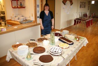 Lisa McMaster við hlaðborðið sitt