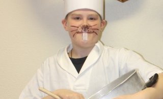 Önnur sýnin á hinu stórskemmtilega leikriti: Dýrin í­ Hálsaskógi, verður sunnudaginn 27 aprí­l kl. 1…